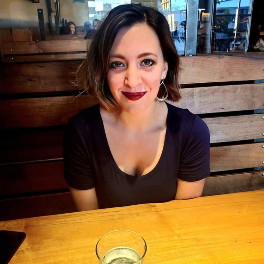 Meet your Posher, Isha